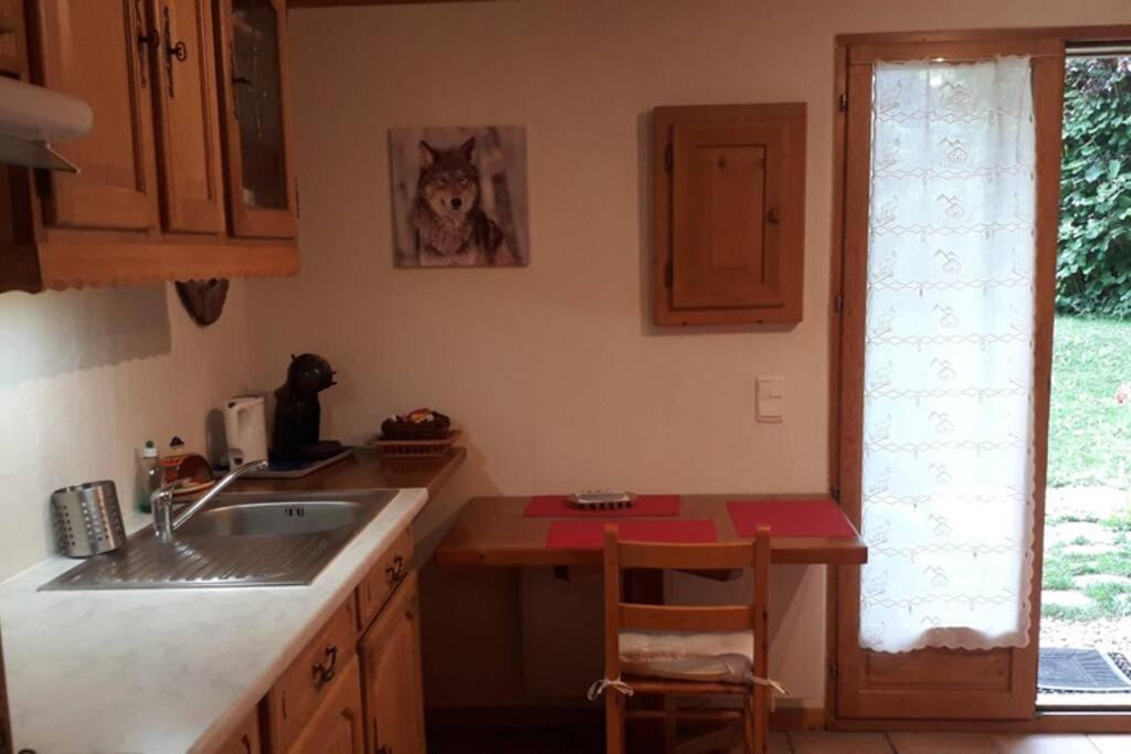 A4 Km De Megeve Tres Joli Studio Avec Jacuzzi ,Vue Sur Les Montagnes Au Calme Praz-sur-Arly Exterior foto